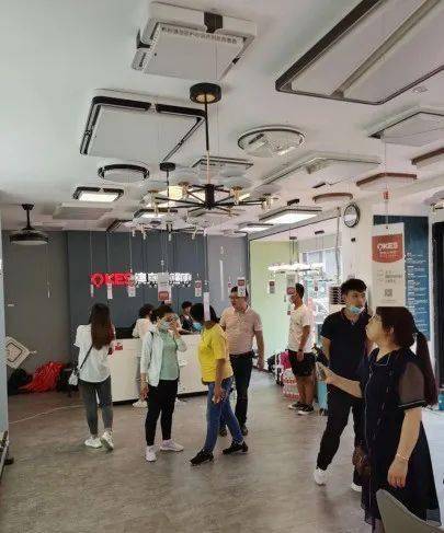 澳克士照明2020年明星導(dǎo)購(gòu)培訓(xùn)夏令營(yíng)完美收官